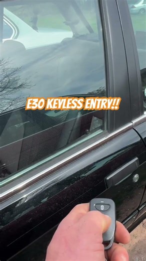 No more snapping keys off in the door. Bmw e30 with keyless entry! #bougie #baller