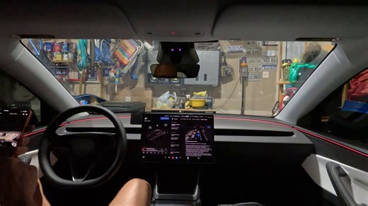 My first drive on 14.3.2! And boy, from what you’ll see in this 20m video, this build is 🤌!First 6 min, drives from my house to Target. Once there, I do two cool ASS demos. Then it drives me back home. Solid. No issues whatsoever.Here are the big takeaways:1. Handles my neighborhood in Mad Max like champ. Not too fast, but fast enough. 2. Very smooth driving. No more neurosis. 3. Attention awareness is about the same. 4. ASS is confident and not timid (I jump in front a few times). 5. Parking p
