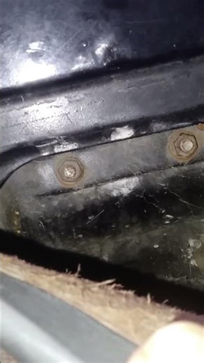 How to Install a Door Handle on a Suzuki Mehran