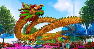 Linh vật rồng 2024 là con giáp kích thước lớn nhất tại Đường hoa Nguyễn Huệ