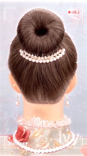 Perfect Bun with Just One Clip 💕So easy and elegant!#hairclip #bunhairstyle #easyhair #updo #braids
