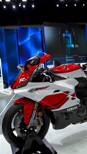 ไม่ใช่แค่รถใหม่ แต่คือการฉลอง 25 ปีแห่งความเร็วที่โลกต้องสยบ #review #บิ๊กไบค์ #yamaha #r9 #รถใหม่