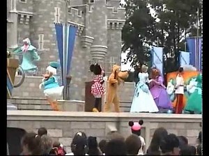 Magic Kingdom show on the Cinderella castle stage. part 1