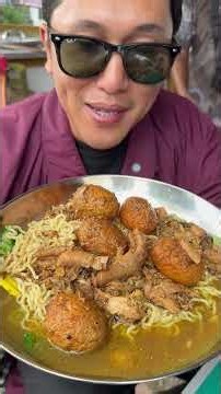 A Full Wok of Egg Chicken Noodles!