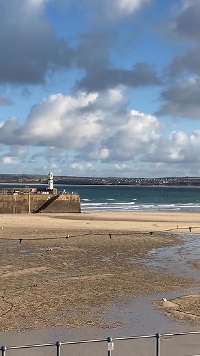 Winter sunshine 🌞 across St Ives Bay | Visit St Ives