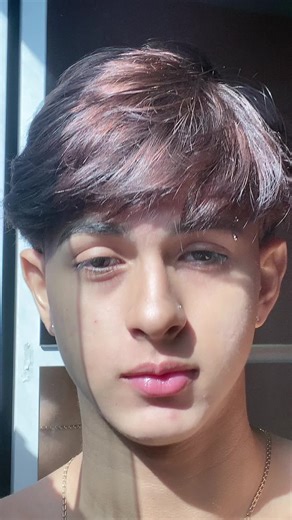 Can i get a 💋 ? #viral