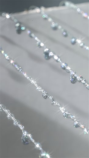 🌟 The wireless UV light is now available on Amazon! 🌟 What makes this light so special? Its height-adjustable structure and wireless design give you the freedom to use it at different angles, making your crafting experience more flexible and enjoyable. Plus, with a larger curing area, it's ideal for projects that need extra space, like curing UV resin drops on fishing lines placed on a paper box! ✨ Use the code "wirelessuv" to enjoy 20% off your purchase via the link below. 🔗 Amazon store: ht