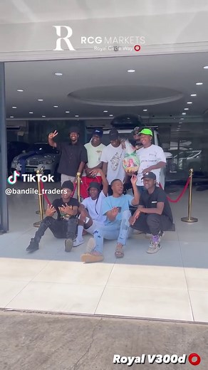 Gathering at RGG Markets: Royal Circle Way Experience