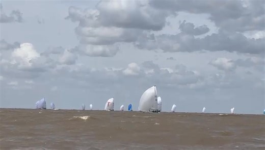 Here is a quick recap from Race 1. Top boats where both Argentinian Olympic Sailors. And local knowledge. Hedgehog in 3rd. Great race for them. 2 races planned. Wind steady for the 2nd. Winds still SE around 12-15. Dealing with chop upwind and mode changing downwind with winging and planing. J/70 International Class Association USA J/70 Class Association J70Argentina | Sail22