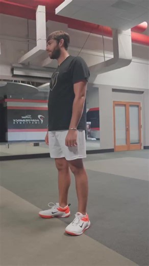 Putting is not only demands sound mechanics, but accurate depth-perception. We incorporate the Brock String Test to help assess how well a golfer fuses both eyes and interprets distance at close range. This is one of the key visual skills which can impact short-game performance and part of the visual assessment framework we teach in Golf Level 2 and Golf Level 3. | TPI