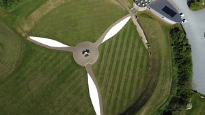 It’s not too late to plan your weekend visit to the Memorial. Discover our hands-on Scramble Experience, visit our replica Hurricane and Spitfire and grab a bite to eat at the Cockpit Café ✈️ No need to book, just turn up! Open every day between 10am and 4pm 🕖 | Battle of Britain Memorial - Remembering the Few