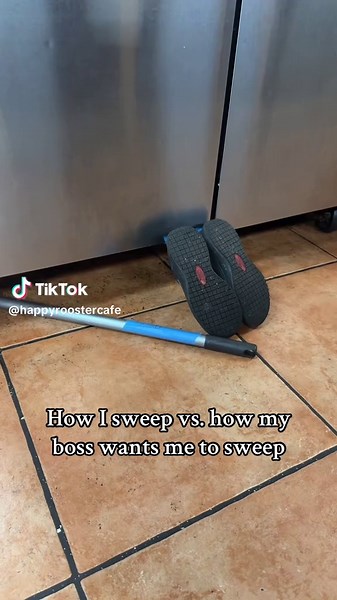 Mastering Customer Service in Restaurant Life