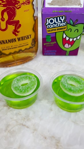 Green Apple Fireball Jello Shot | Tipsy Bartender