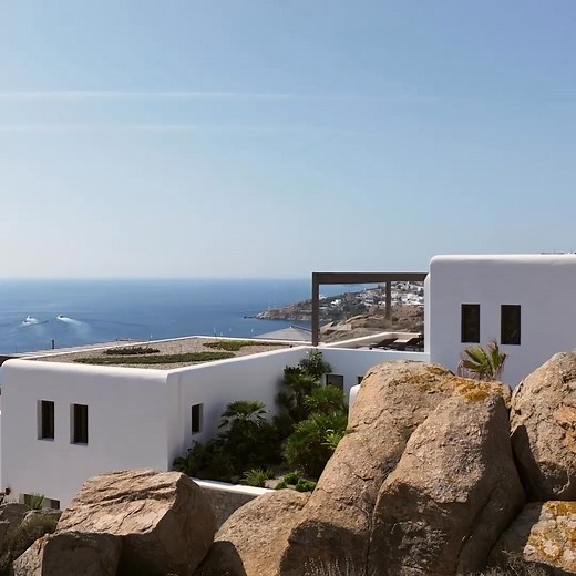 6.9K views | Step inside a world of luxury with Top Villas. Explore homes with world class amenities like private pools, games rooms, themed bedrooms and more. Our villas are handpicked for their style, comfort and wow-factor, making them the perfect setting for your dream holiday. Book your luxury villa stay today. | Top Villas | Facebook