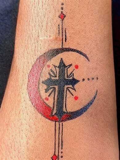 Moon Tattoo Design Ideas for Your Hand