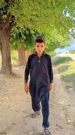 1.2M views · 10K reactions | Sari america ta ze. Language e ezda @ @ kooo. #higlightfollwer #hilightsfollowers #followersevery #likemyreels #reelsfacebook #viralreelsfacebook Fawad Alam @ Innocent Khan Innocent Khan M Dawood Utman Mohaib Tareen Ilyas Anjaan Amjad Ali Sohail Abbas Zia Uddin Shahab Wajid Danish Hamza Sufyan Jip Lucky Zeeshan | Hefaz Daily Vlogs | Facebook