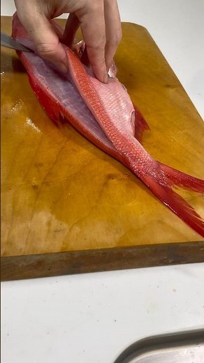 【お手軽】金目鯛のポワレの作り方 #fish #料理 #魚料理 #料理動画 #レシピ #おうちごはん #金目鯛 #ポワレ #煮付け#鯛#shorts