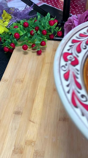 Chiftele cu sos de rosii! #chiftele #retetesimple #romania #cooking #meatballs #sauce #reelsfacebook #eating | Ella Cooking