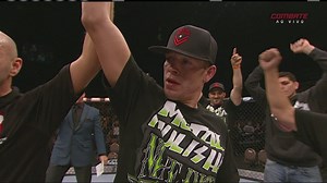 Nate Diaz venca Gray Maynard por nocaute na categoria peso-leve do TUF 18