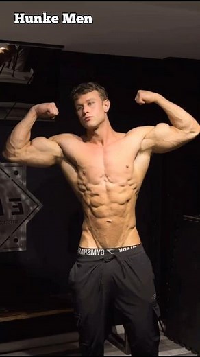 Constancy#aesthetic#muscle#motivation#posing#abs#chest#biceps#model#body#hunk#gym#workout#back#bulge