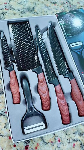 Professional Kitchen Knife Set: Perfect Gifts for Cooks