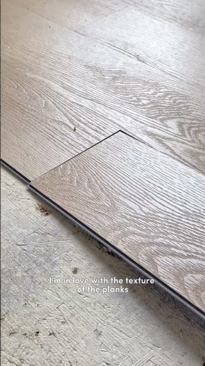 DIY-Flooring Installation with Soho Base from the Modin LVP Collection