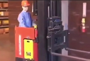When safety training videos were practically “R” rated movies 😂 | The Draggin Wagon