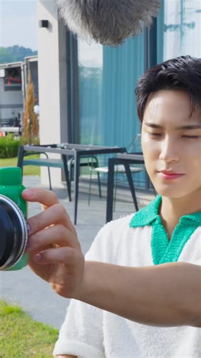 Join MINGYU behind the scenes of our latest shoot featuring the NEW Green Tea Ceramide Milk. Why do we love it so? Well, INNISFREE’s exclusive Super Green Tea™ delivers an instant, healthy lit-from-within glow that you just have to try for yourself! Ready to supercharge? Head to any INNISFREE store today — plus, if you’re not a member yet, sign up in-store to receive a complimentary sample of the NEW Green Tea Ceramide Milk! Innisfree (이니스프리) #MINGYU #SEVENTEEN_MINGYU #INNISFREE #INNISFREESingap