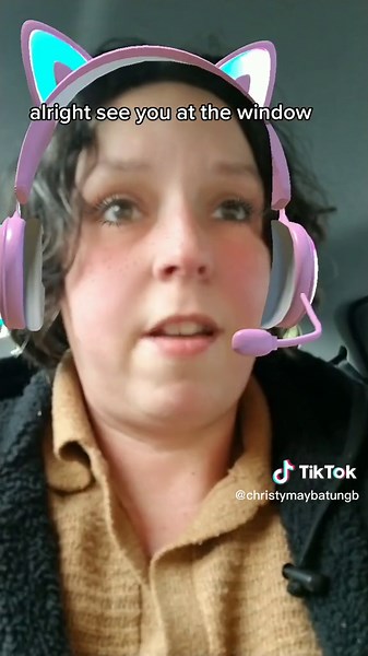 Stupid Karen Chronicles: Hilarious Customer Service Fails