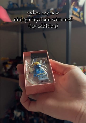 Unbox My New Ninjago Keychain: Jay Edition