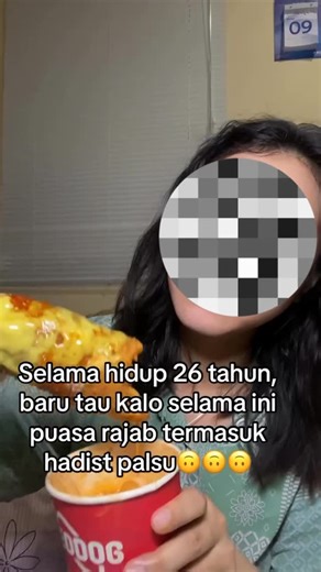 Muhammad bin Haidar AlHamid, S.Pd. on Instagram‎: "Mungkin ini pertama kali saya buat reels kek gini, sebetulnya saya g suka, cma rasa geram saya melebihi rasa g suka itu, karna saya lihat makin kesini koq makin kesana, orang awam, yg bakan mungkin g paham betul tentang hal hal wajib, bsa bsa nya ikut berkomentar tentang perihal agama, ini bukan aneh, ini sudah masuk dlm konteks “kebod*han” Intinya begini, kalian tau diri aja, yang emg bukan kapasitas nya untuk kalian bicarakan maka jgn bicara, 
