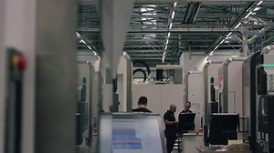 Um die riesigen Datenmengen zu visualisieren, die bei der Performance-Optimierung der eigenen Formel-1-Wagen entstehen, setzt Renault Deutschland auf Microsoft Power BI: http://msft.social/mCHkwu | Microsoft in Business