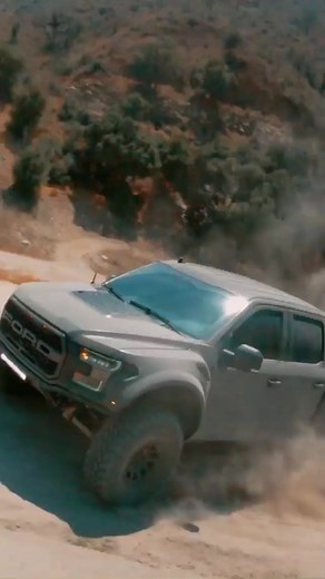 Heading into the weekend like.. ⚡️ #MRW317 #MethodRaceWheels #MRW #Method #OffroadWheels #Wheels #Offroad #LighterStrongerFaster #Weekend #Ford #FordWheels #Raptor | Method Race Wheels