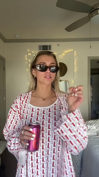 Date Night Outfit Ideas: Makeup and Dress Inspiration