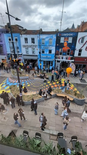 New seating and greening arrives on Camden High Street 🌱 Last week we launched a new installation at the heart of Camden High Street called Camden Substratum, aiming to transform this part of the high street into a space to gather, enjoy and rest. Developed by Edgy Collective and LINDA as part of the London Festival of Architecture, this new installation responds to calls from community consultation for more seating and greening and forms part of our trial pedestrianisation of Camden High Stree