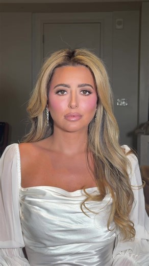 Stylish Rehearsal Dinner Glam for the Bride