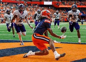 Syracuse allows 32 yards in 2nd half to help the Orange pull away from Holy Cross (recap, final score)