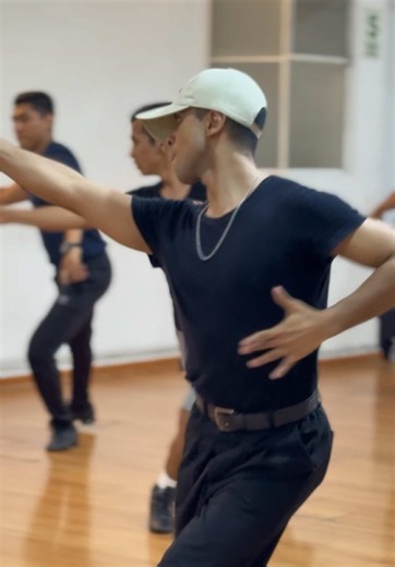 Clases de Bachata en Lima — Sábados 4:30 a 5:30 pm