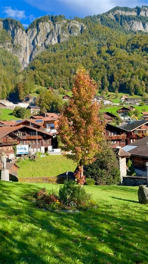 Markus Leuprecht | Switzerland Explorers🇨🇭 on Instagram: "October in Brienz village 🍂🍁 Unlock Switzerland’s best spots to visit with my ALL IN ONE Swiss Travel Map! 🤳Link in BIO. 📌 120+ Epic Places 🇨🇭 Must-See Spots ✨Hidden Gems 📱Easy Access in Google Maps 📝Each place with description, photos, how to get there and the best time to visit. 🔎 Filter from categories such as villages, lakes, waterfalls, scenic viewpoints, train rides and more to customize your ideal itinerary. Trip plannin