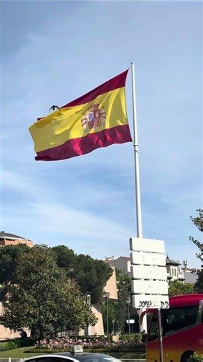 Waving Spanish Flag, Madrid, Spain, Europamundo from Patricia G. 🇪🇸