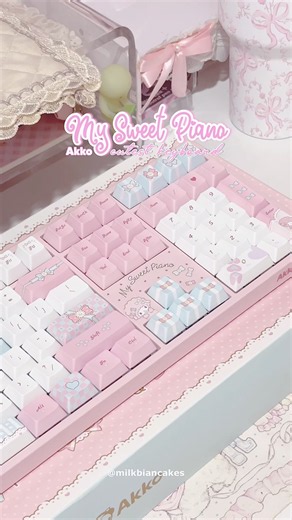 my desk just got 100x cuter!! meet my new AKKO My Sweet Piano mechanical keyboard 🎀🌸✨ #desksetup