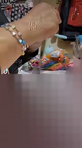 Aun no pasa la rosca pero ya andamos en el amor y la amistad 💌💌 En comentarios les dejo imágenes para imprimir :) | Maestra Animada