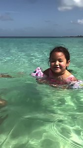 If you were to ask us what a perfect day looks like, this is it. No sense of time, completely lost in the moment, floating away in the Caribbean Islands. #carribbean #family #sunshine #vacationvibes | Us The Duo