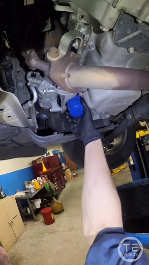 Correct Way to Tighten an Oil Filter (Honda) 50–60 chars
