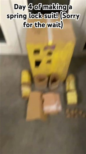 Day 4 of making a spring lock suit! (Sorry for the wait)#fnaf