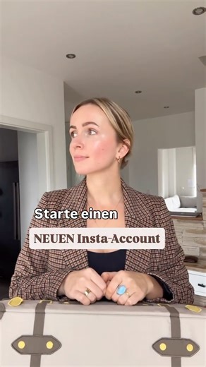 Kristina Otte | Feng-Shui Expertin on Instagram: "Du postest und… nichts passiert? 😶‍🌫️ Im Feng Shui lernen wir: Damit neue Energie fließen kann, müssen wir Altes loslassen. Dazu gehören Dinge, Orte, Menschen – und ja, auch Social-Media-Accounts, die nicht mehr mit deiner aktuellen Version resonieren. Wenn du wachsen willst, wenn du die Menschen anziehen möchtest, die mit deiner jetzigen Energie matchen, dann prüf diese Punkte: 1️⃣ Dein Account war früher privat. Jahre lang ohne Mission, ohne 