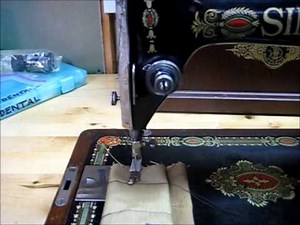 1922 Singer 66 "Red Eye" motorized Sewing Machine ~ Antique single-stitch!