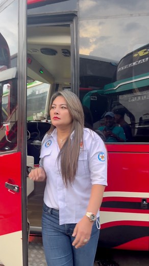 10K reactions · 39 shares | Lina Ozora is very beautiful Agramas bus driver ♥️ | Bang Jarwo Sopo | Facebook