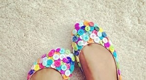 How can you recycle shoes