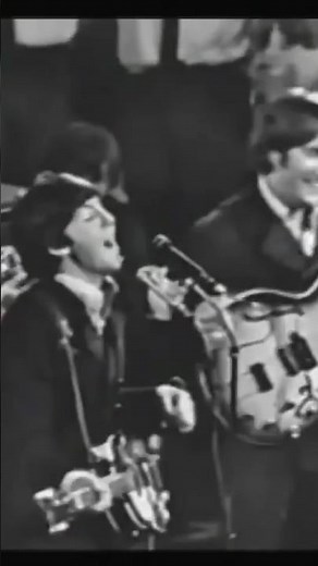 The Beatles Hopping Performance Of I’m Down (1966)